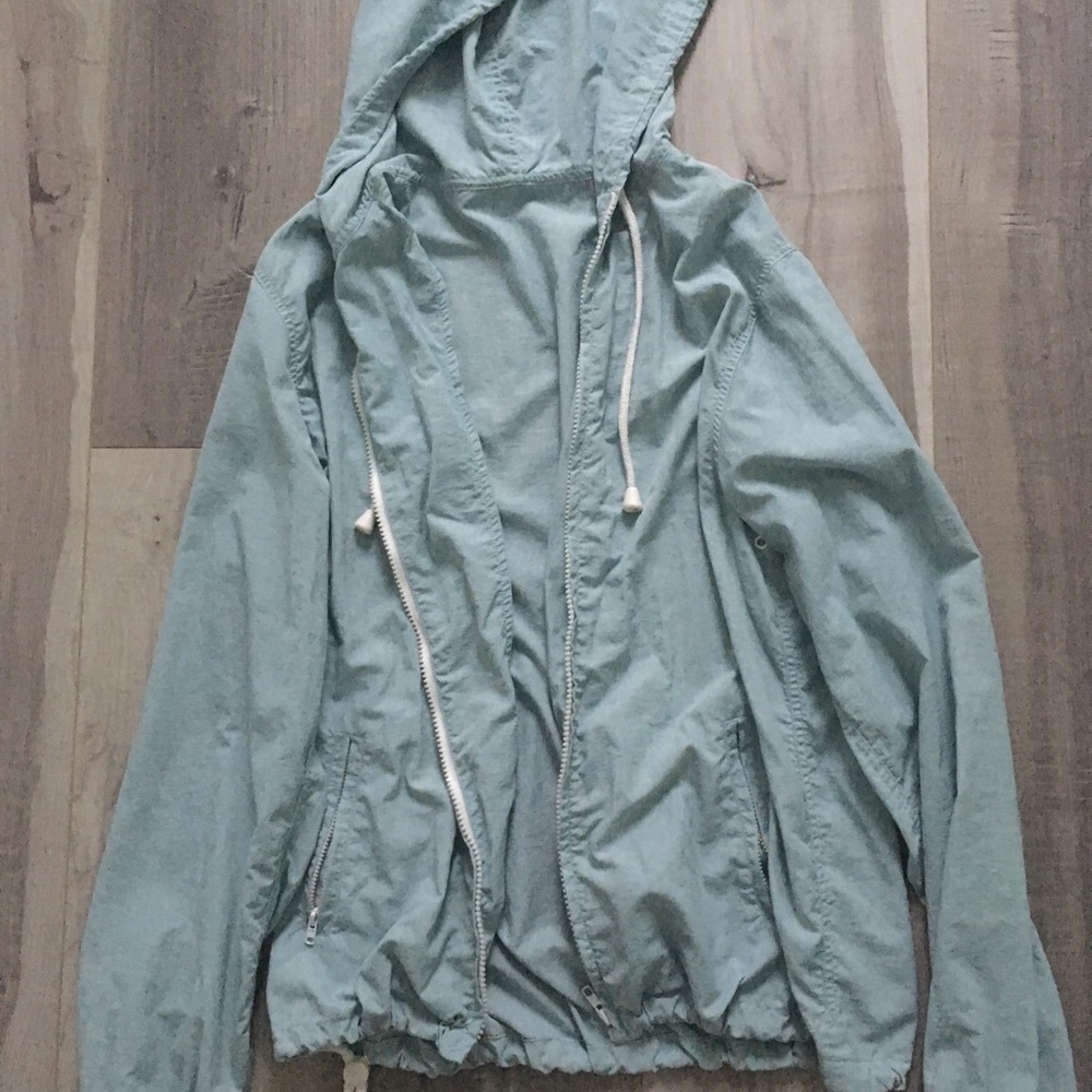 Brandy Melville windbreaker